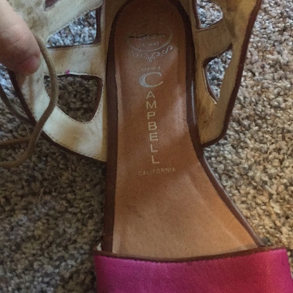 Fuchsia cut out Jeffrey Campbell sandal - Picture 3 of 4